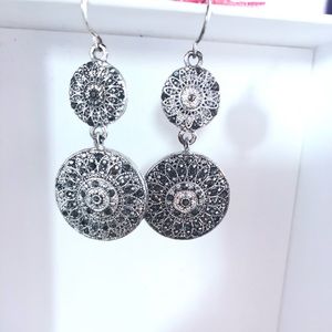 Vintage Never been Worn Dangle Earrings